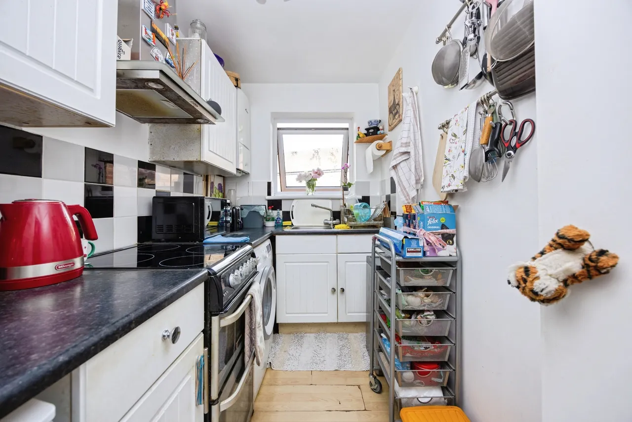 Kings Road, Guildford, GU1, photo 16