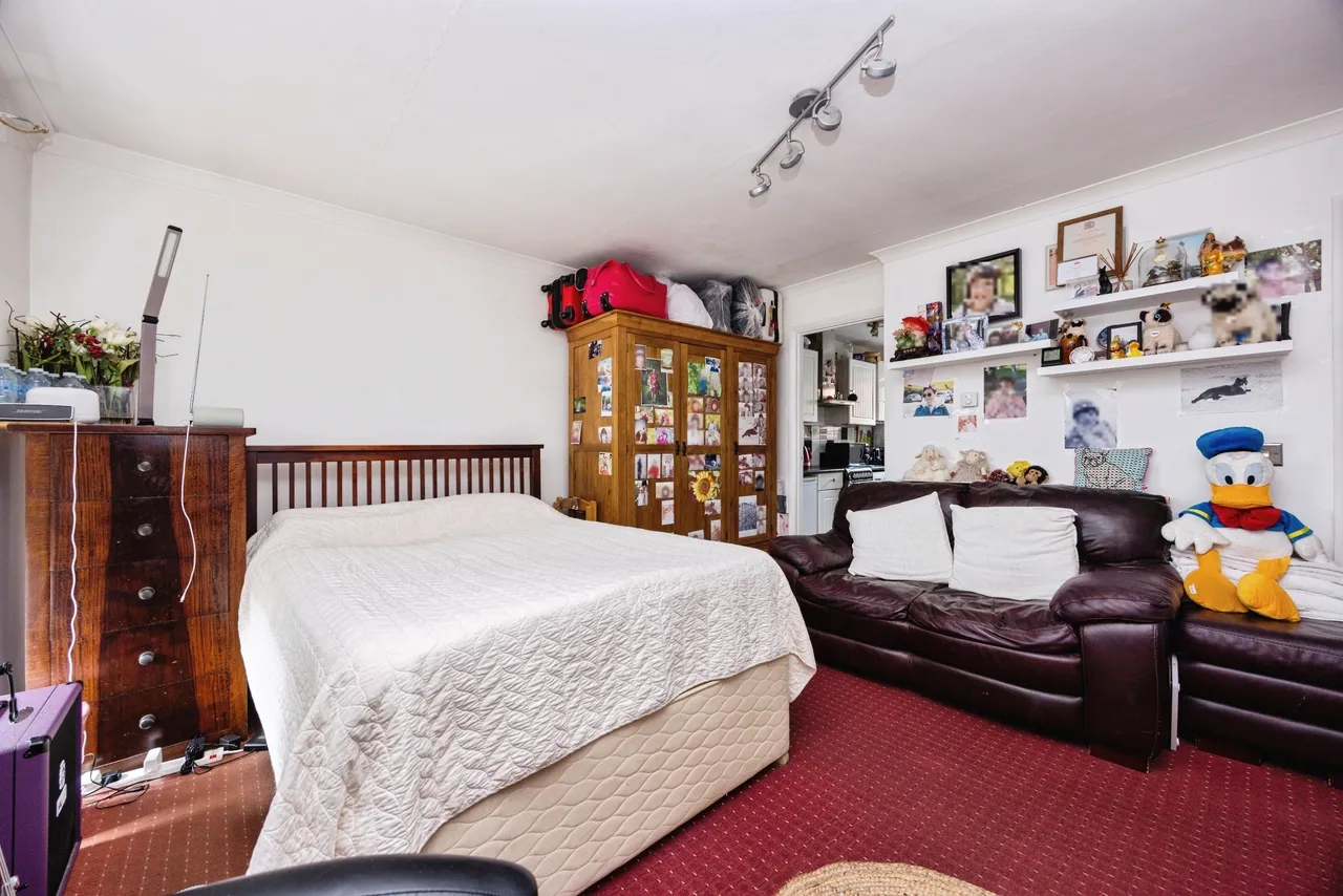 Kings Road, Guildford, GU1, photo 15
