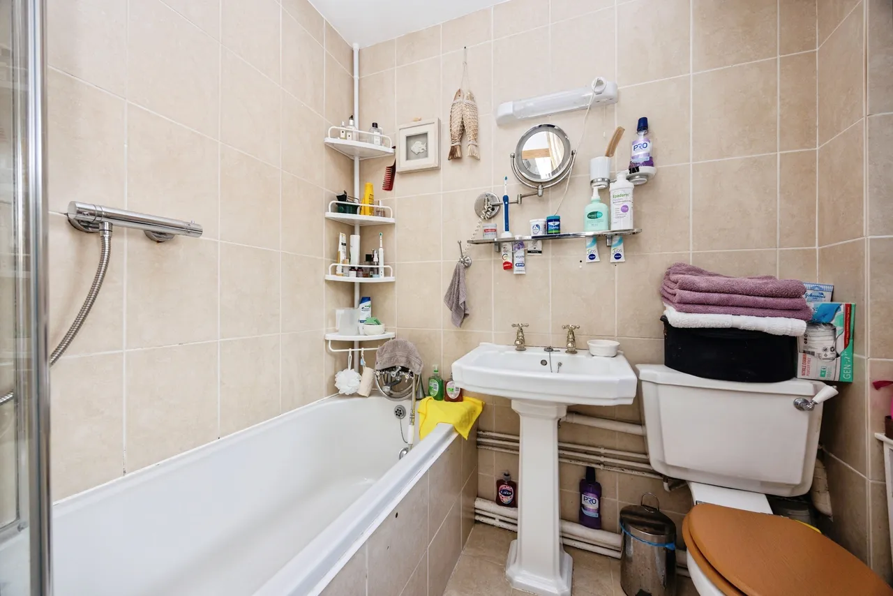 Kings Road, Guildford, GU1, photo 10
