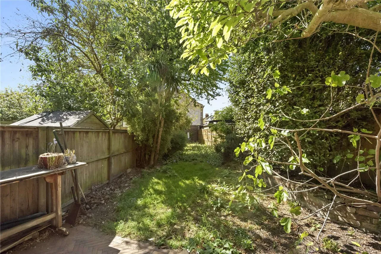 Wandsworth Common West Side, Wandsworth, SW18, photo 9