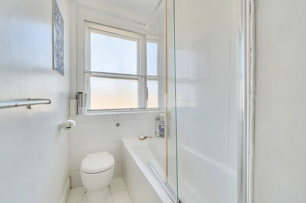 11 St Georges Mansions, Causton Street, London, photo 8