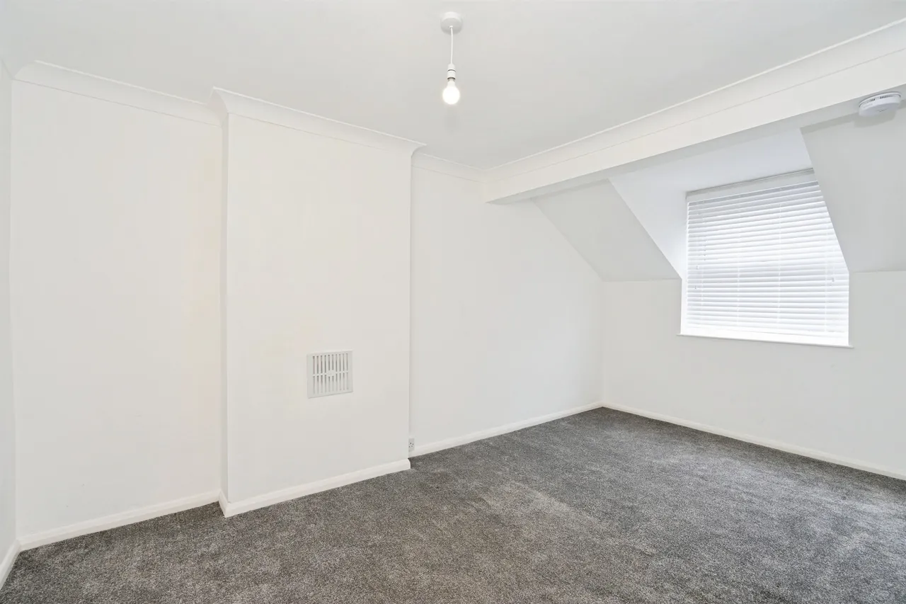 Latimer Road, Eastbourne, BN22, photo 14