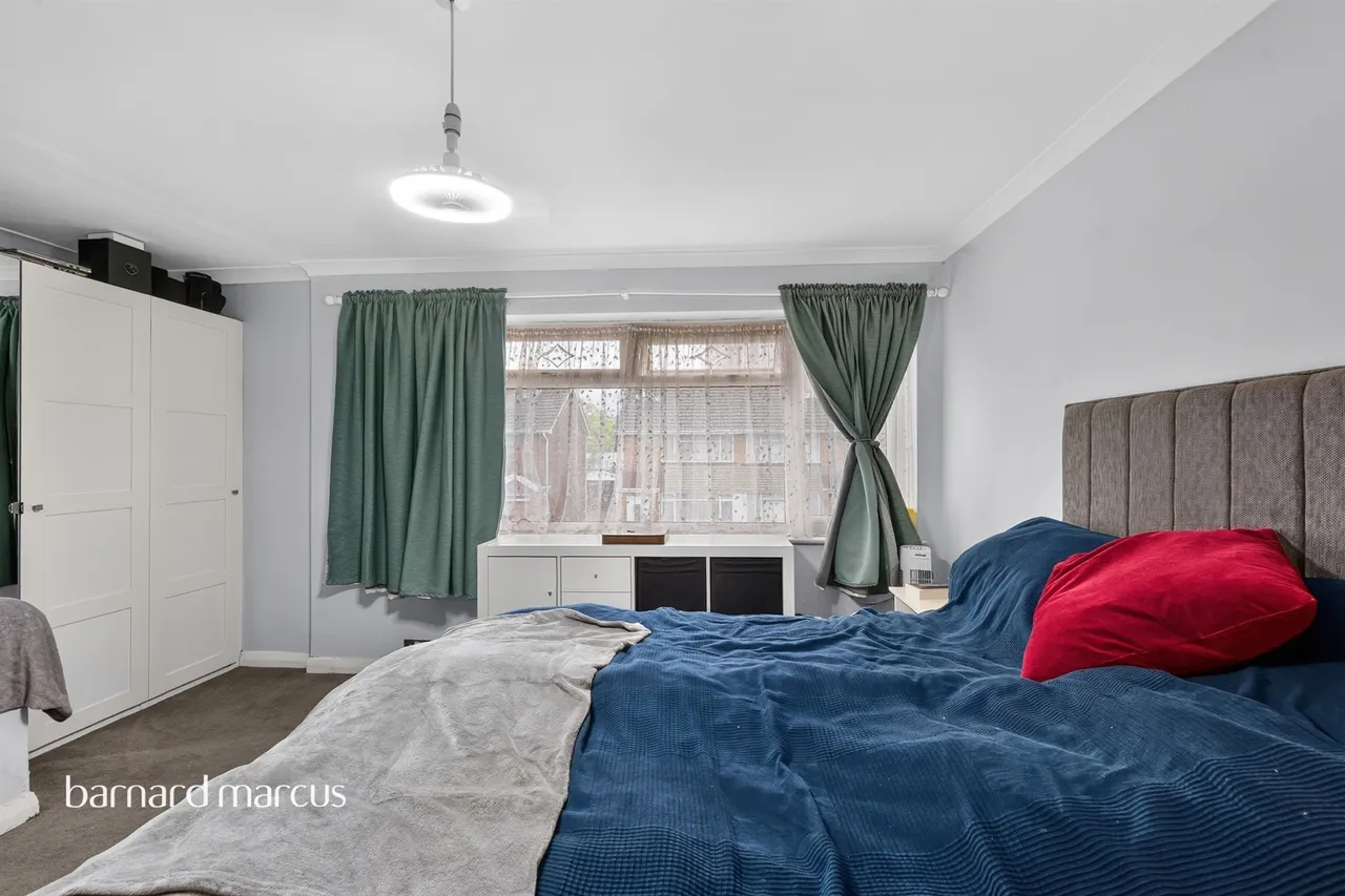Park Way, Feltham, TW14, photo 9