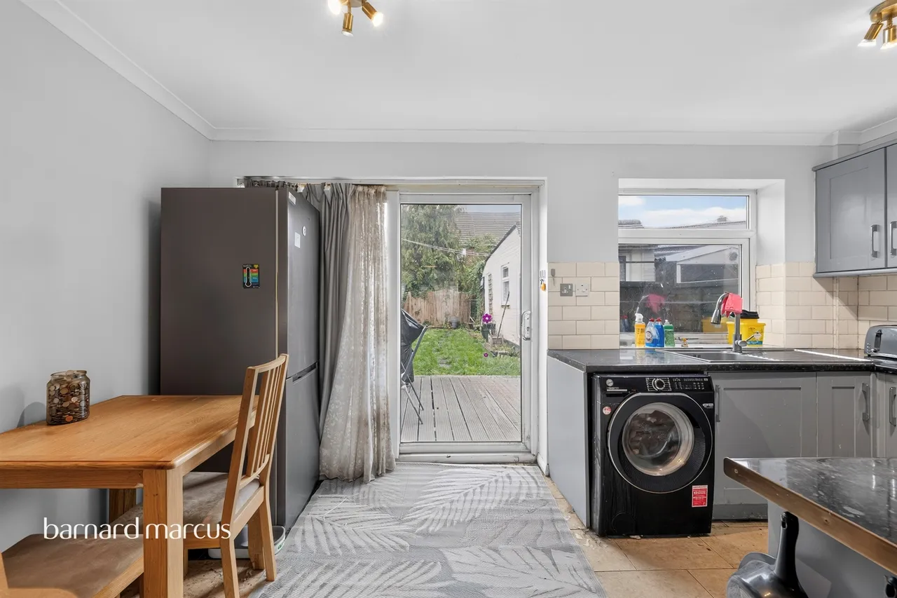 Park Way, Feltham, TW14, photo 5