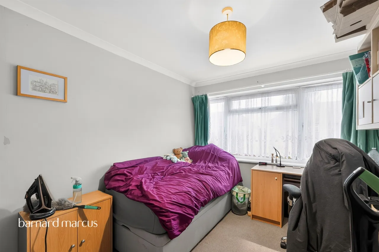 Park Way, Feltham, TW14, photo 11