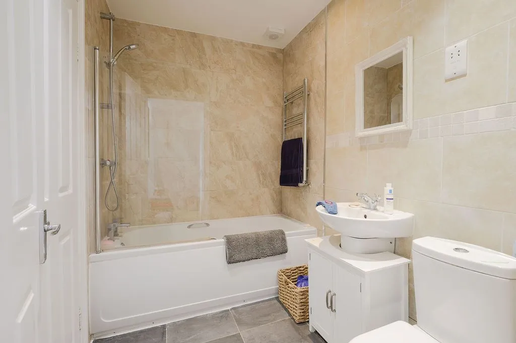 Southdown Road, Wimbledon, photo 5