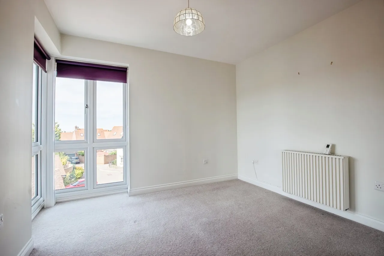Bluebell Drive, Sittingbourne, Kent, ME10, photo 16