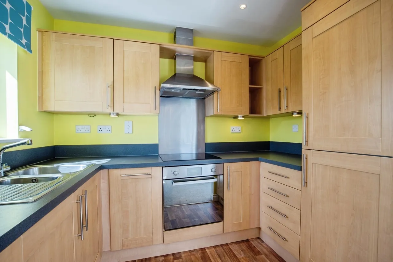 Bluebell Drive, Sittingbourne, Kent, ME10, photo 14