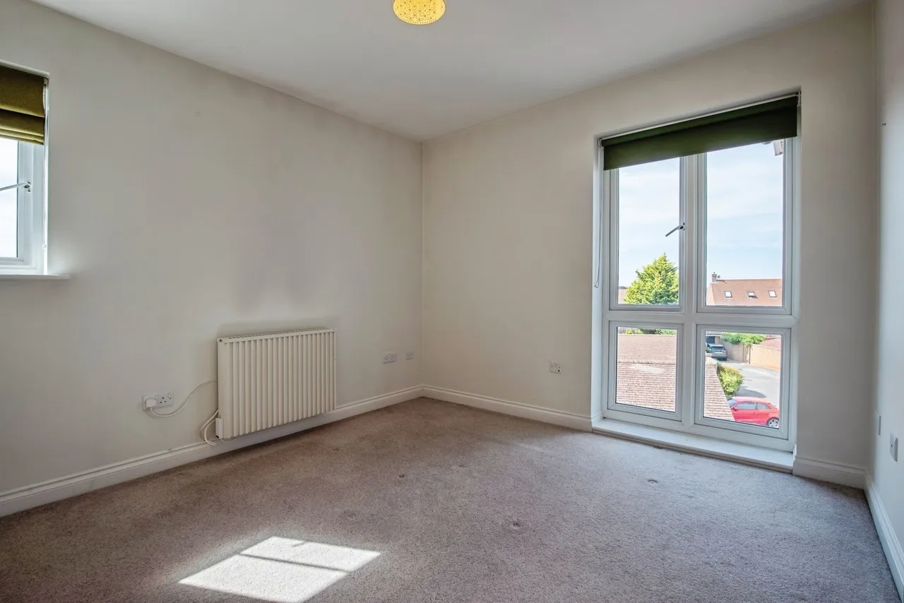 Bluebell Drive, Sittingbourne, Kent, ME10, photo 18
