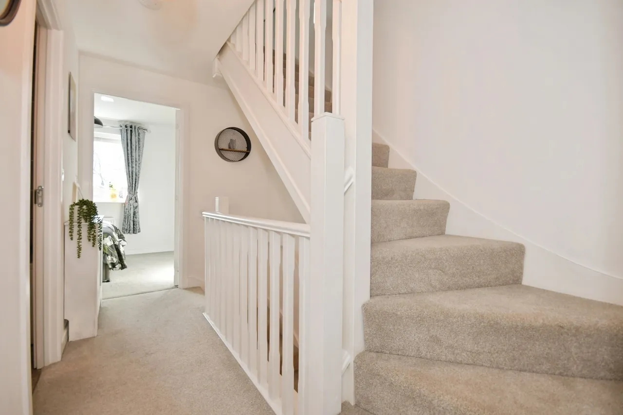 Curlew Avenue, Buxton, Derbyshire, SK17, photo 9