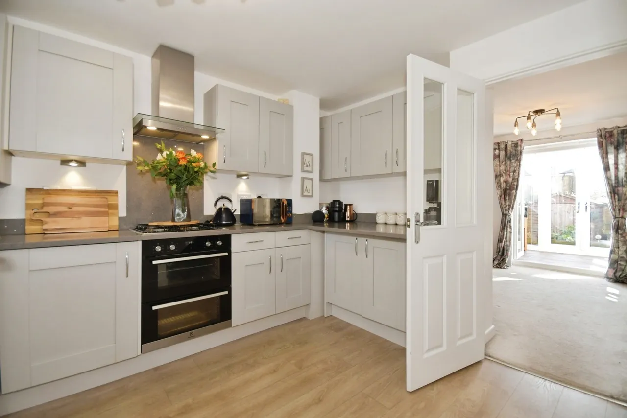 Curlew Avenue, Buxton, Derbyshire, SK17, photo 8