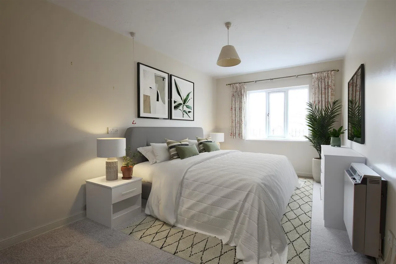 Belmont Road, Leatherhead, KT22, photo 4