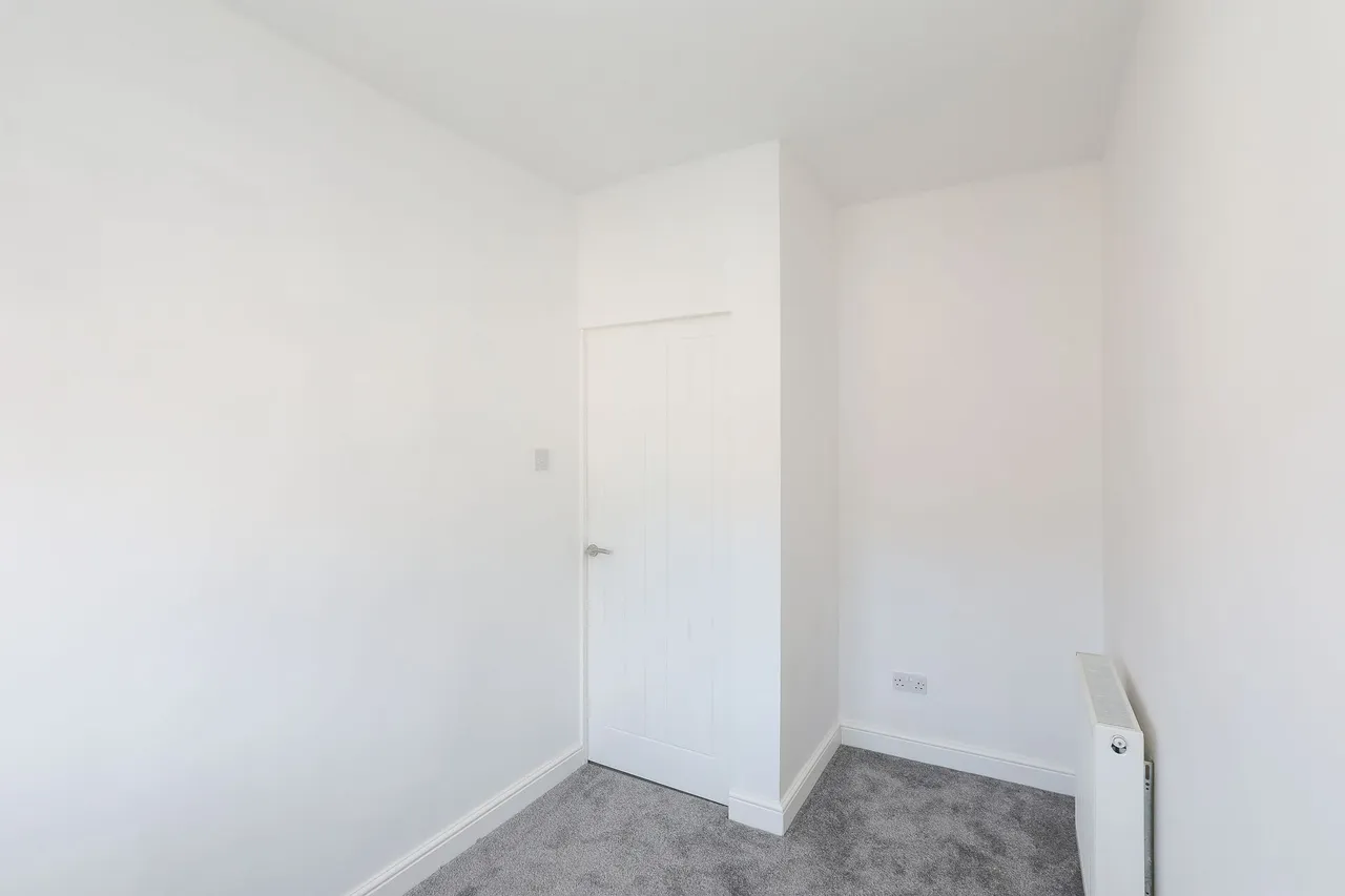 Chapel Road, Grassmoor, S42, photo 17