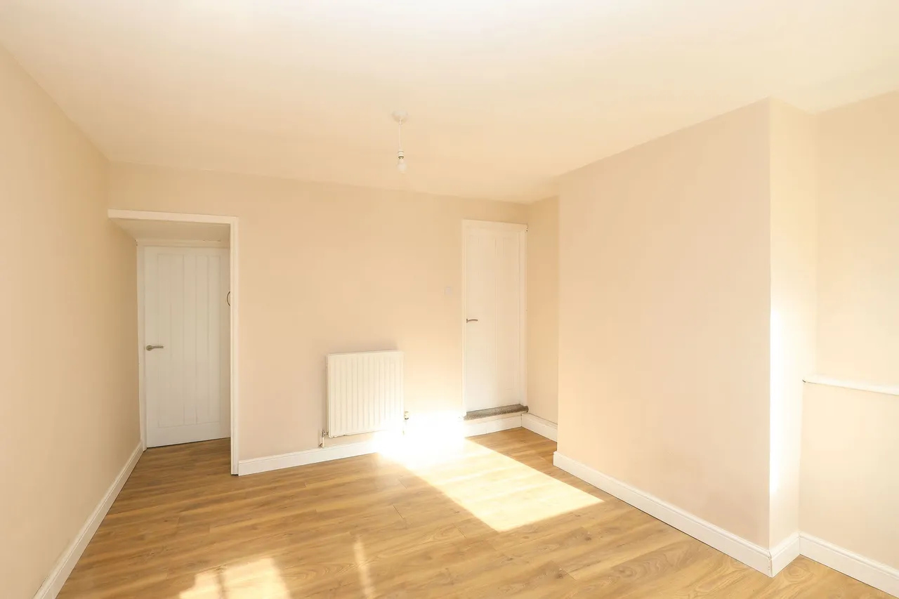 Chapel Road, Grassmoor, S42, photo 10
