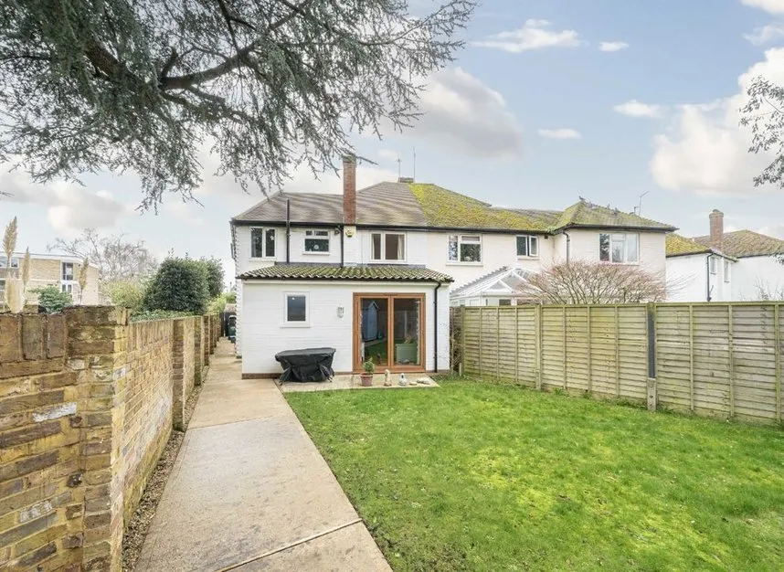 Halliford Road, Sunbury-On-Thames, TW16, photo 6