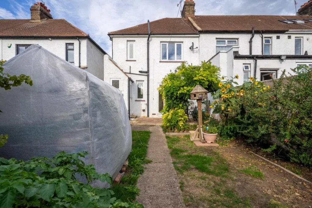 Rochester Road, Gravesend, DA12, photo 15