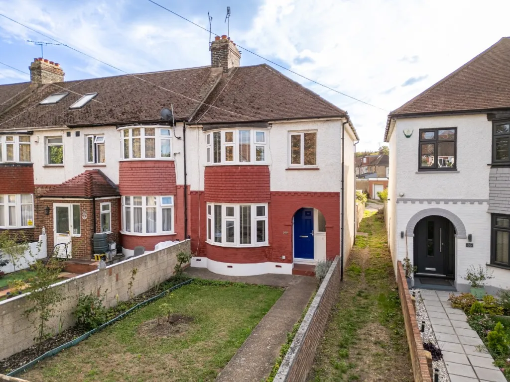 3 bed house for sale, Rochester Road, Gravesend, DA12