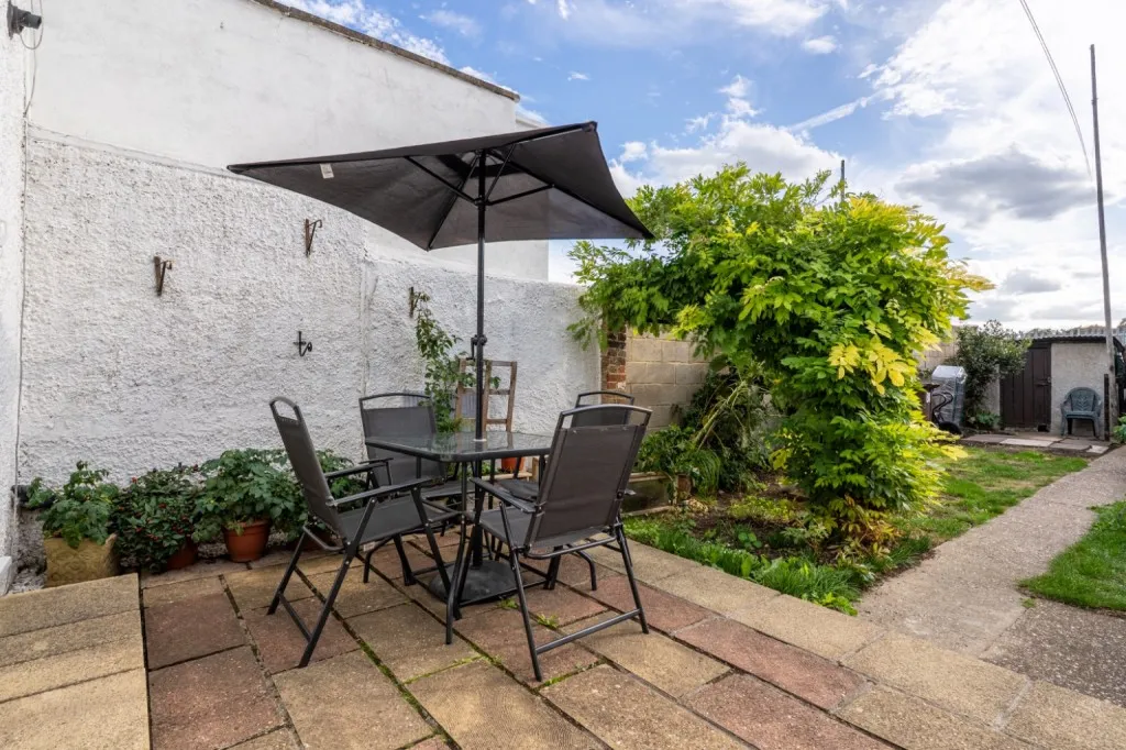 Rochester Road, Gravesend, DA12, photo 12
