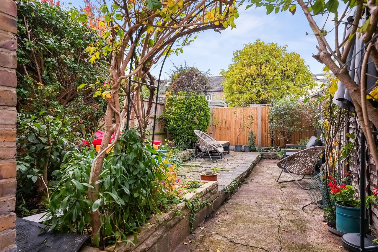 Plevna Road, Hampton, TW12 2BP, photo 13