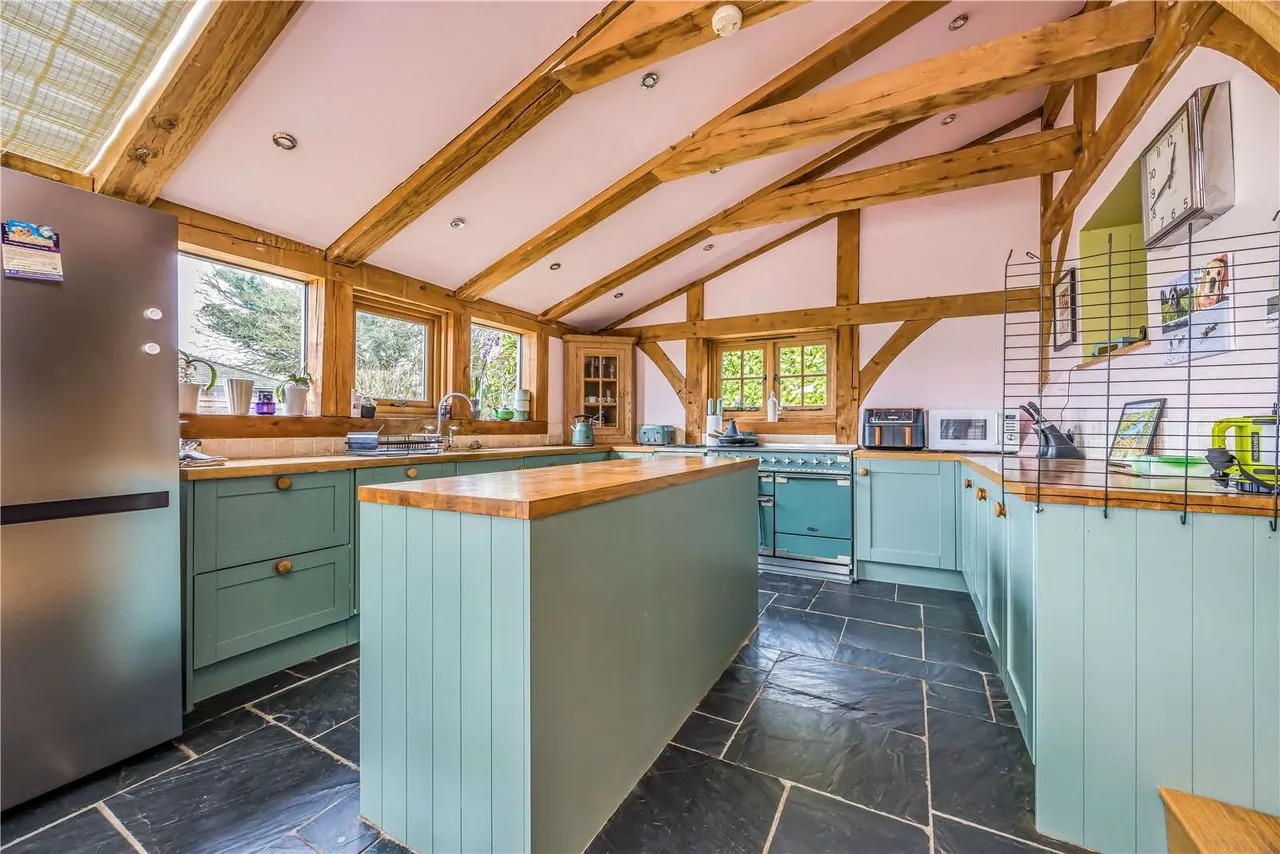 Blendworth, Waterlooville, Hampshire, PO8 0AG, photo 3