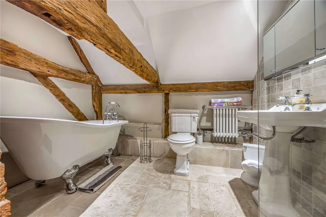Blendworth, Waterlooville, Hampshire, PO8 0AG, photo 6