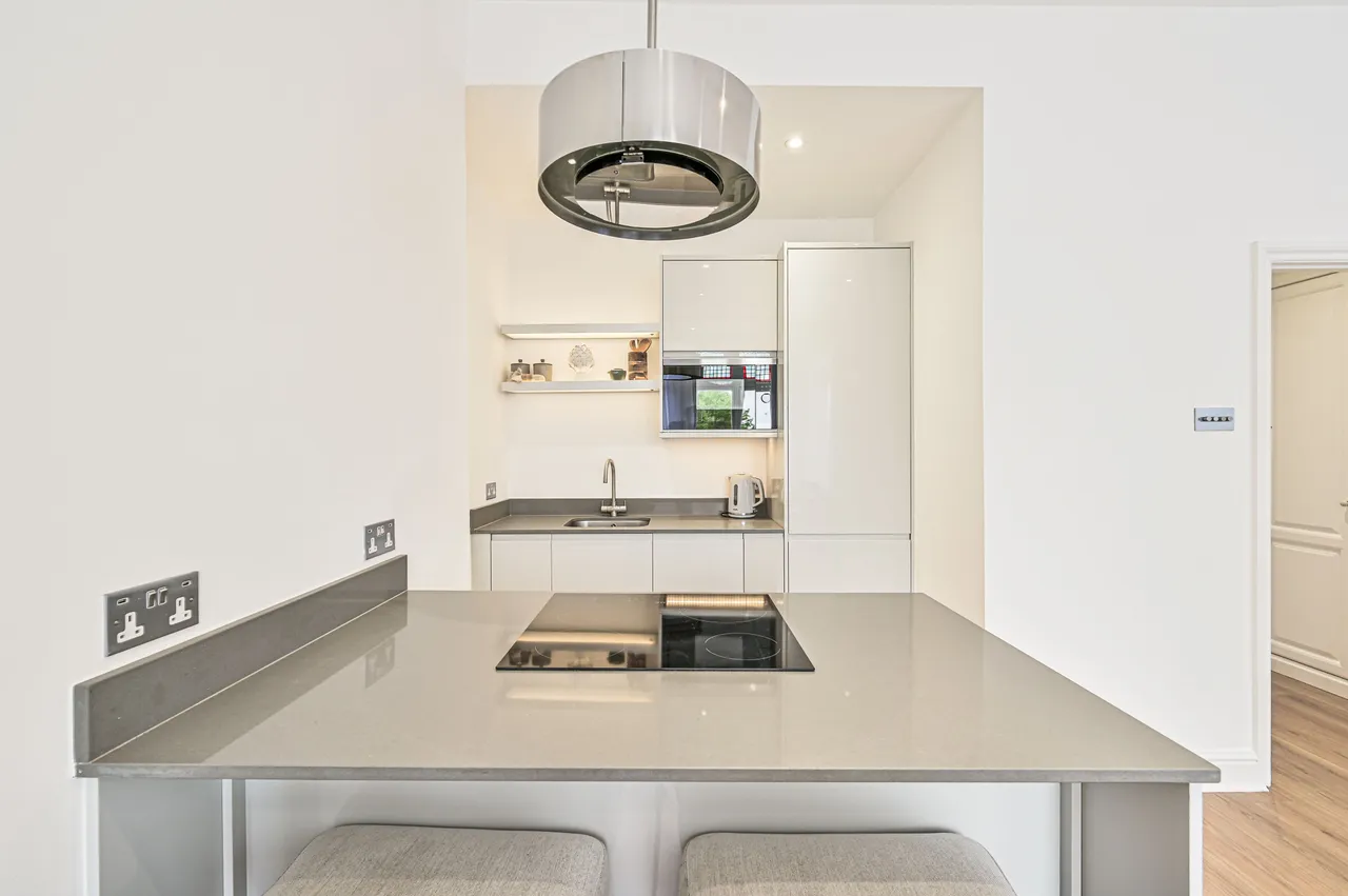 London, NW3, photo 8
