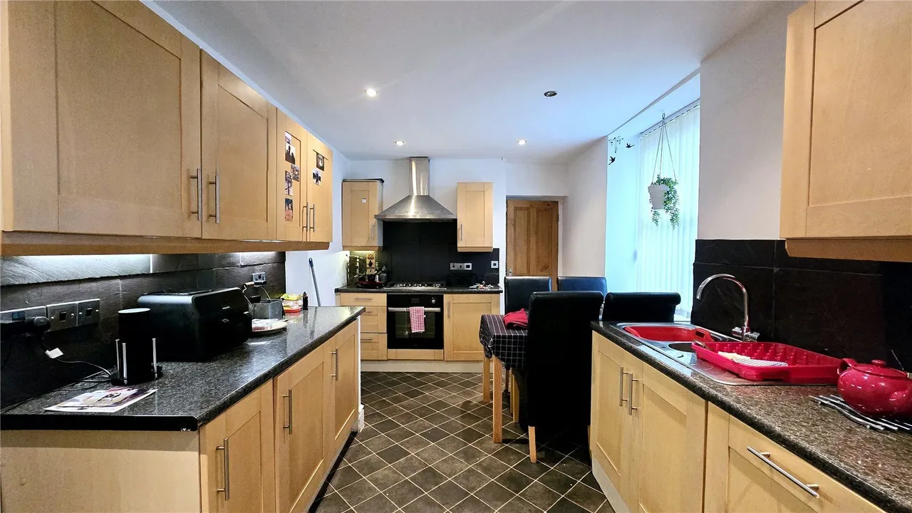 Bryn Goleu Avenue North, Holyhead, LL65, photo 2