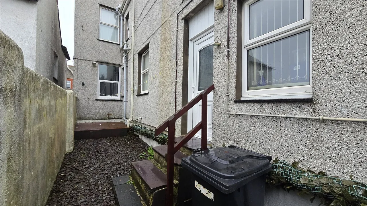 Bryn Goleu Avenue North, Holyhead, LL65, photo 5