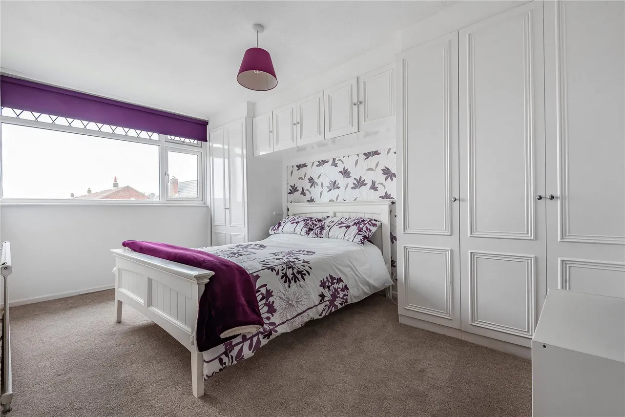 Sunmead Road, Sunbury-On-Thames, TW16 6PF, photo 7