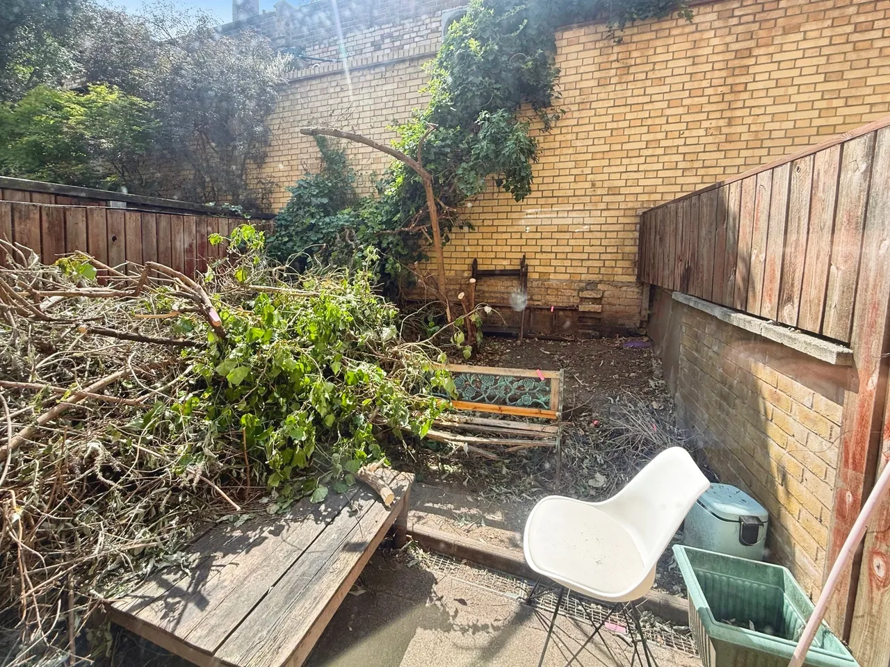 Mile End Road, London, E1, photo 15