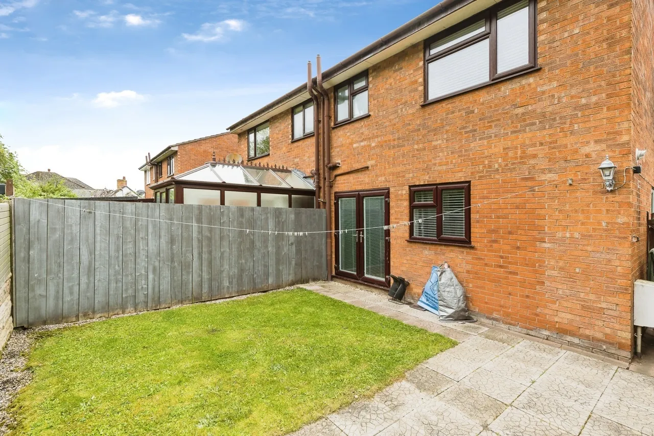 Deeside, CH5, photo 16