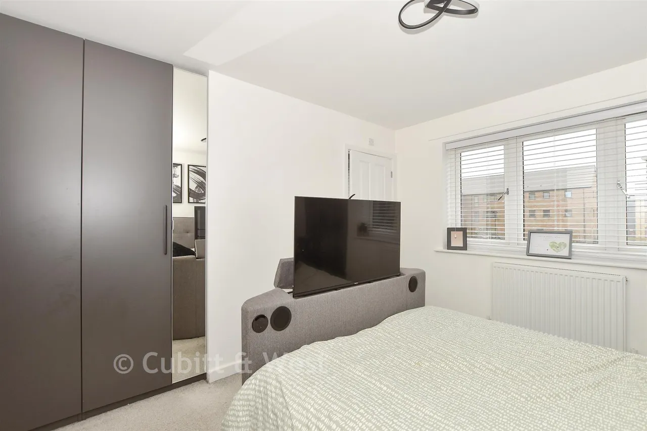 Denchy Mead, Burgess Hill, RH15, photo 8