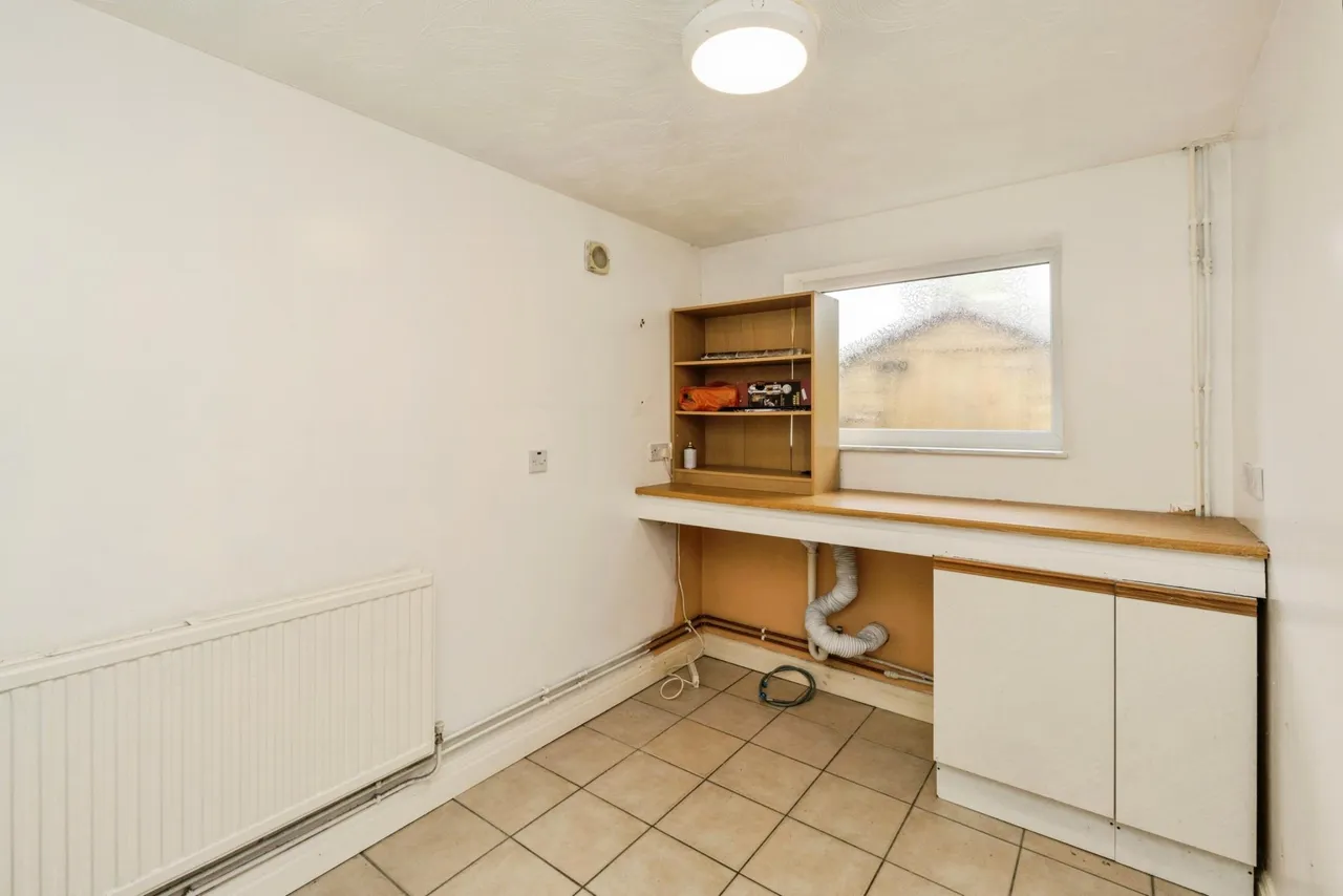 Chanters Avenue, Manchester, M46, photo 9