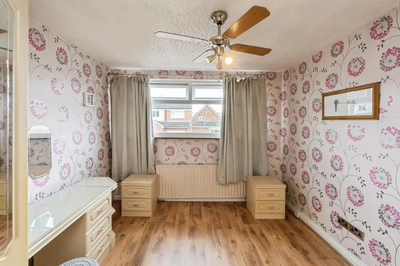 Chanters Avenue, Manchester, M46, photo 16