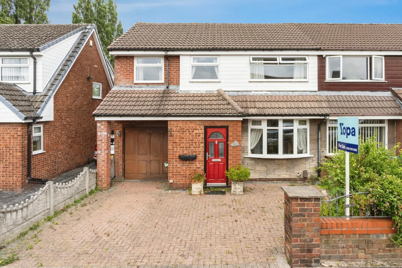 Chanters Avenue, Manchester, M46, photo 10