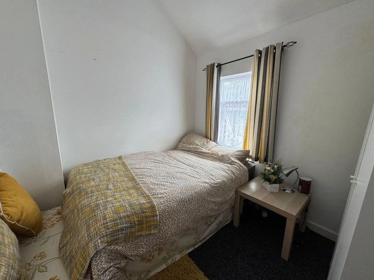 Hall Street, Church Gresley, DE11, photo 10