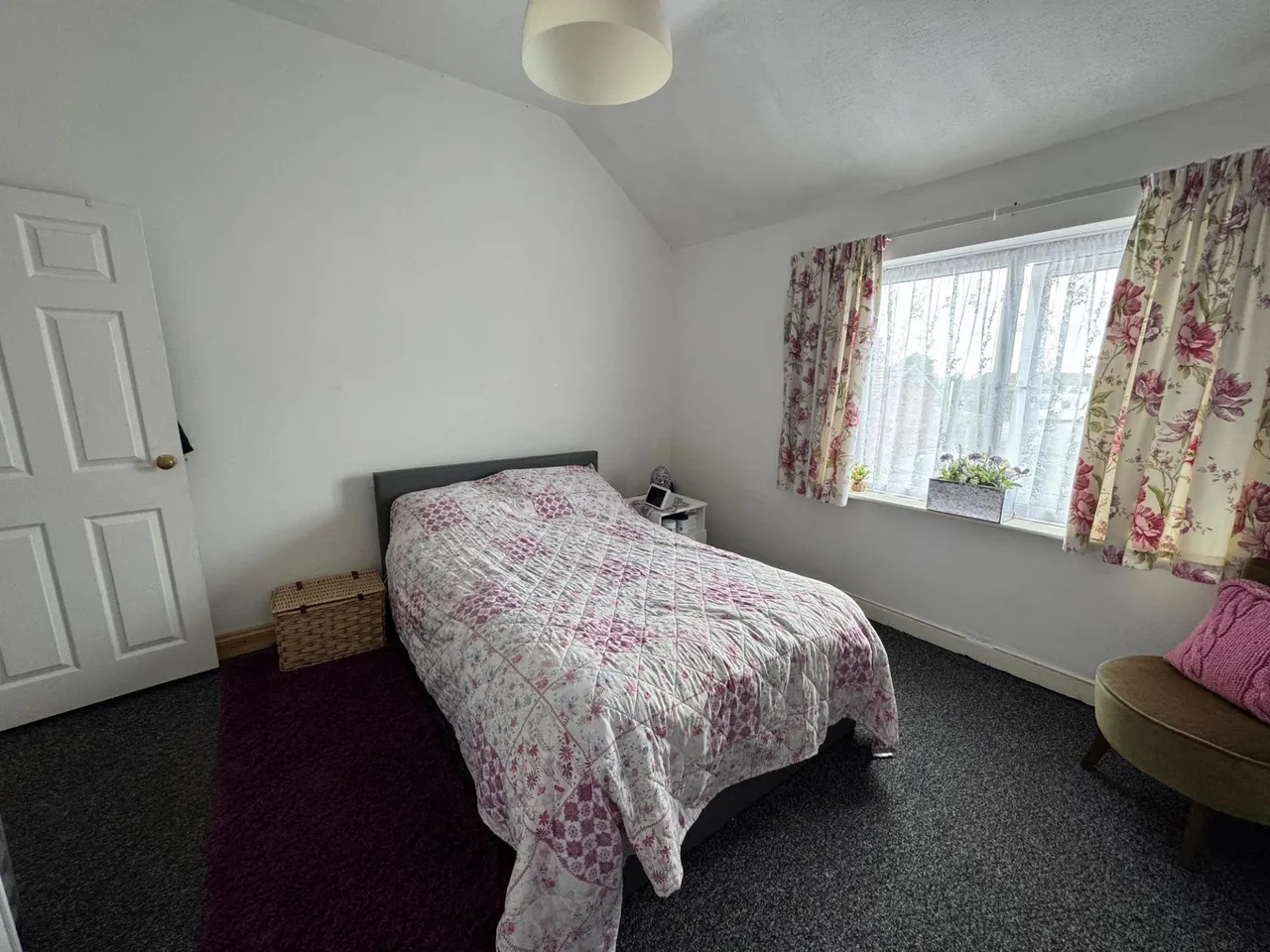Hall Street, Church Gresley, DE11, photo 9
