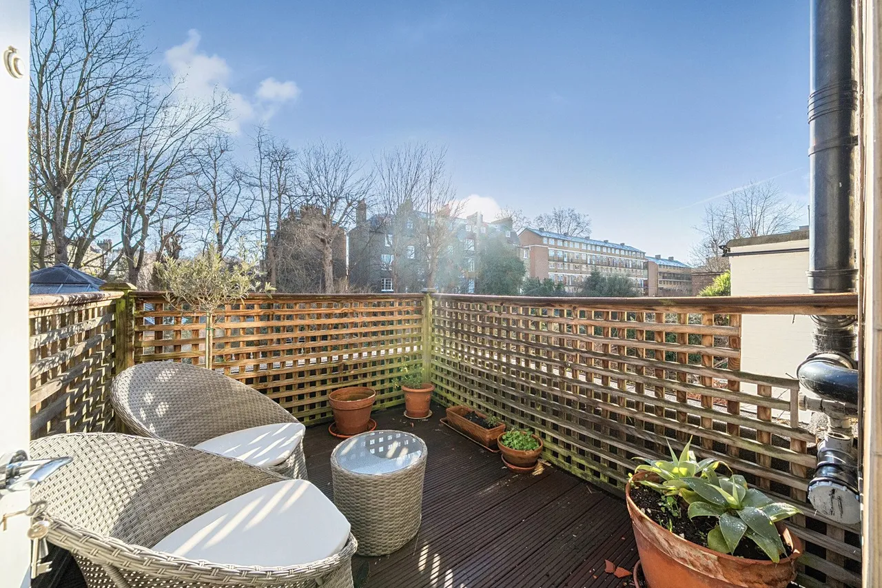 Burney Street, SE10, photo 13