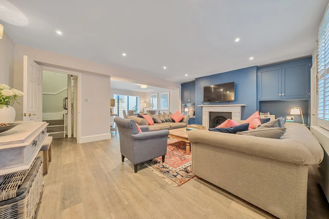 Burney Street, SE10, photo 6