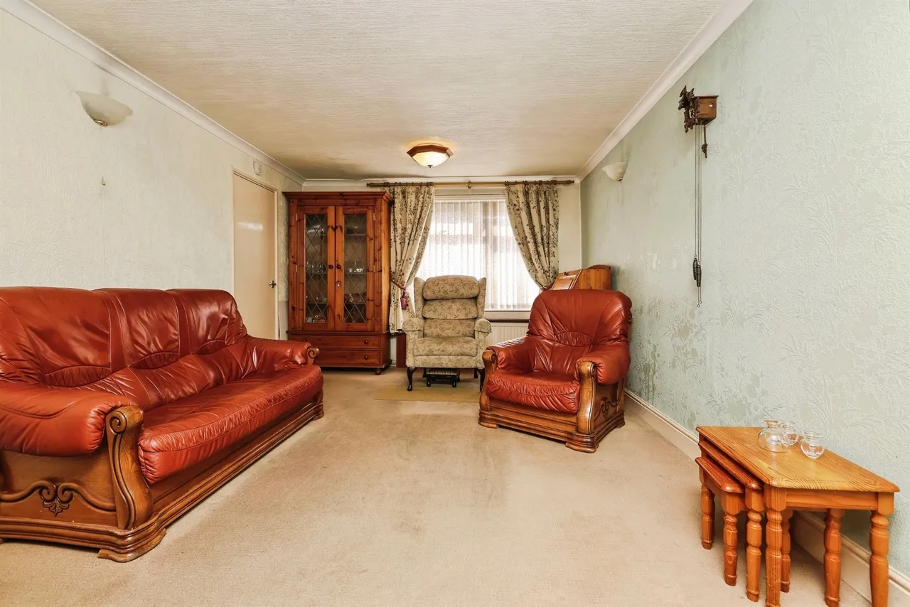 Brooks Croft, Birmingham, B35, photo 7