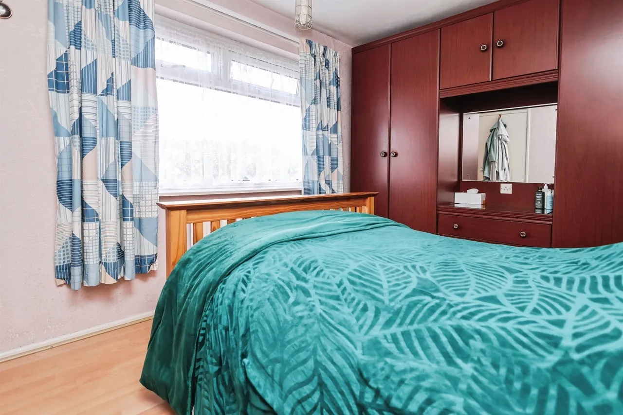 Brooks Croft, Birmingham, B35, photo 12