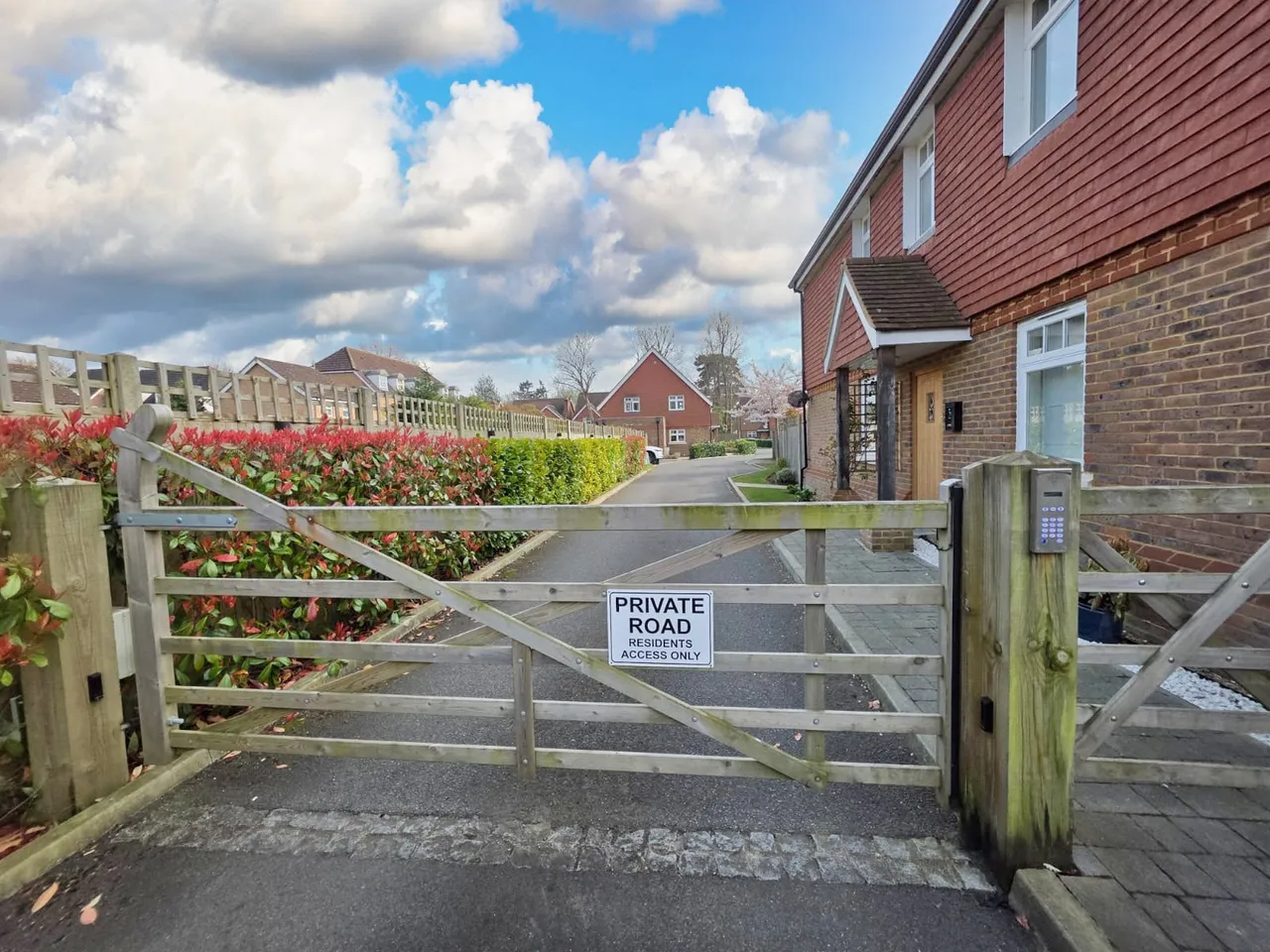Astor Gardens, Horley, RH6, photo 25