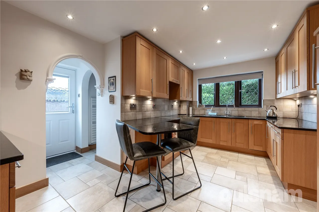 Chesterton Close, Hunt End, Redditch, Worcestershire, B97 5XS, photo 5