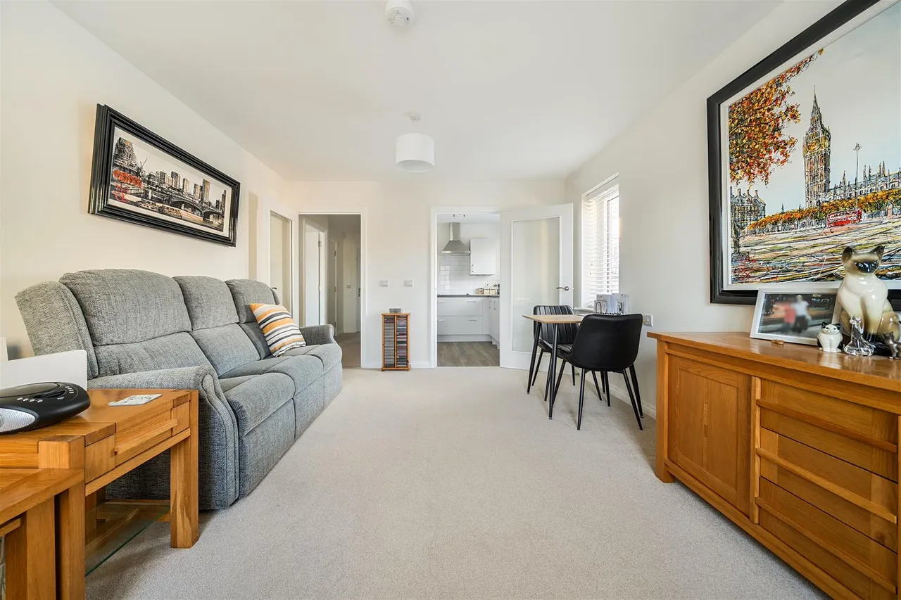 London Road, Basingstoke, RG21, photo 5