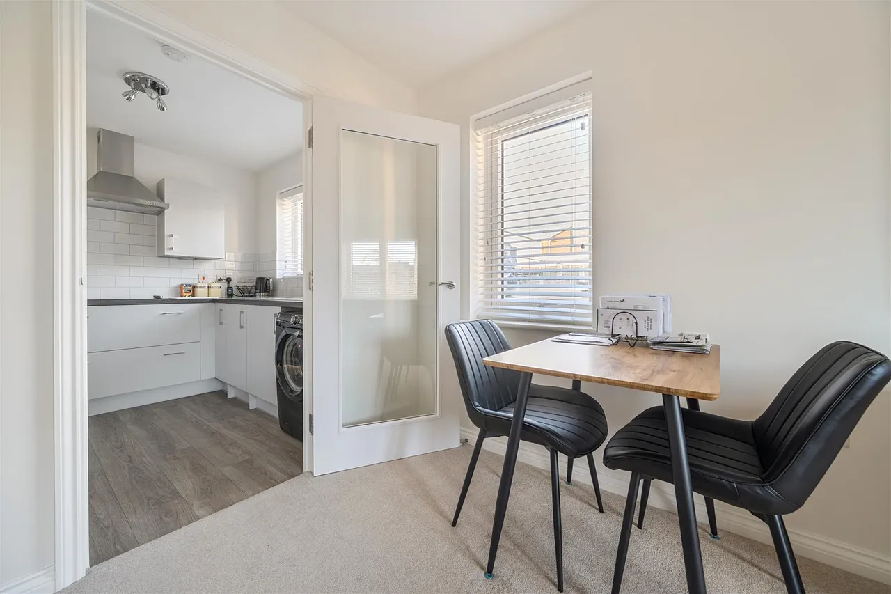 London Road, Basingstoke, RG21, photo 6
