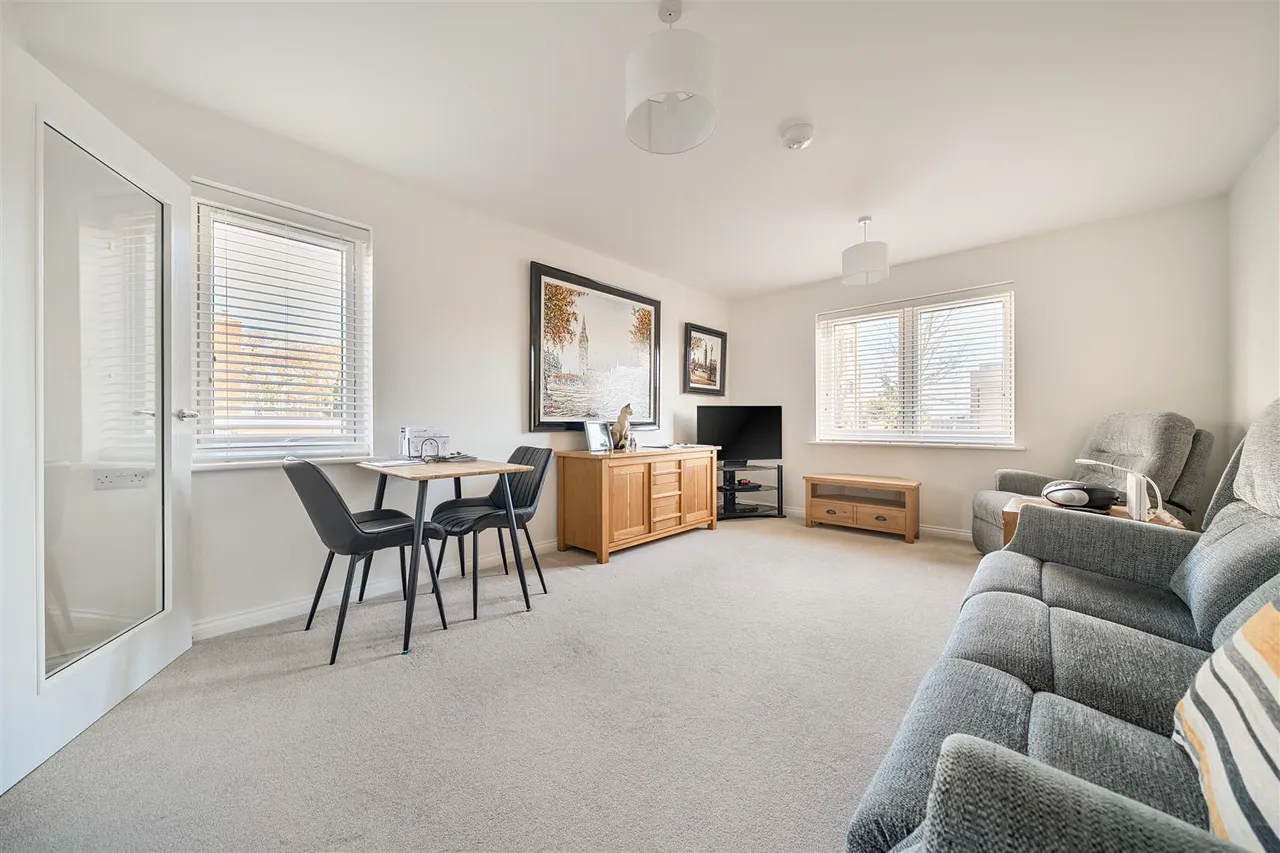 London Road, Basingstoke, RG21, photo 3