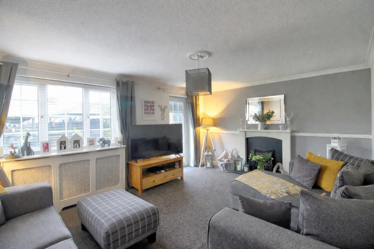 Waltwood Park Drive, Newport, NP18, photo 9