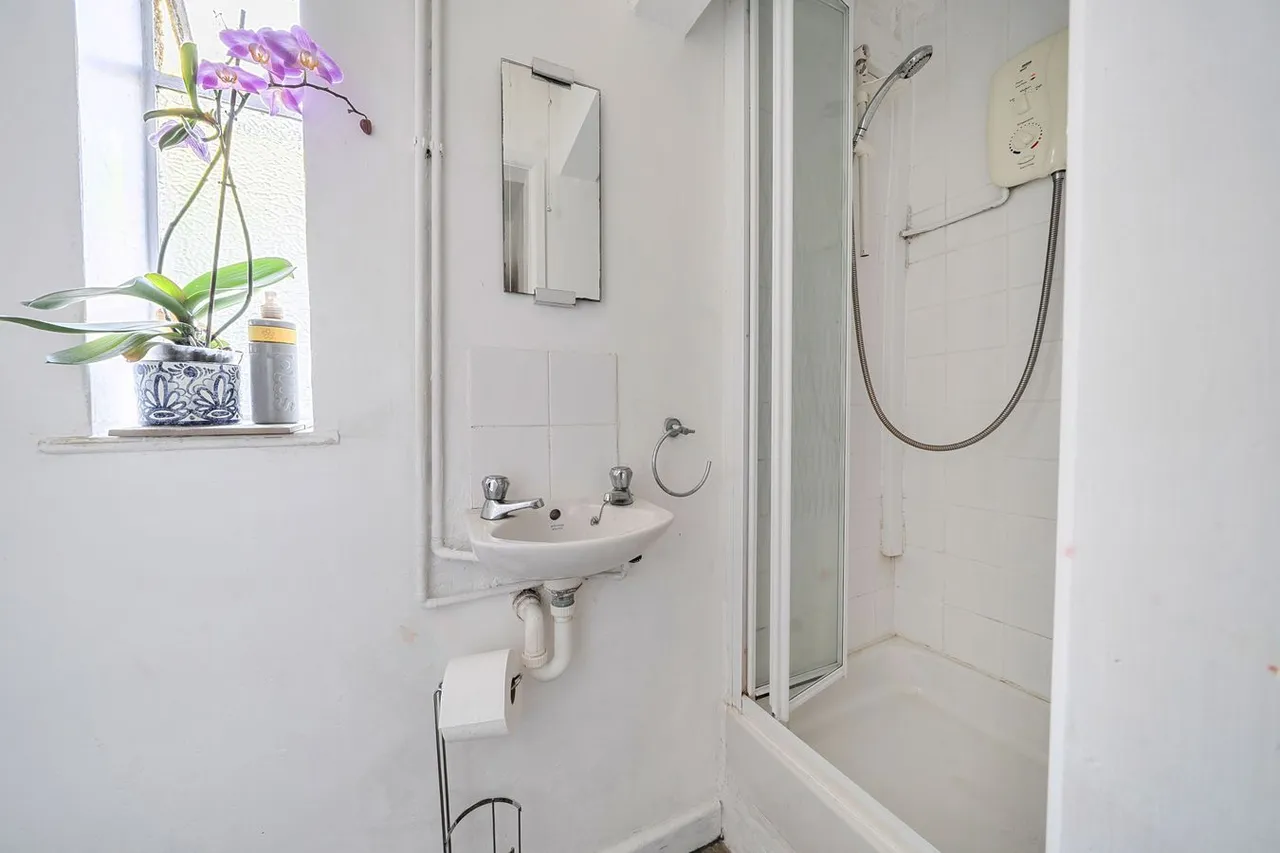 Card Close, Draycott, BS27, photo 15