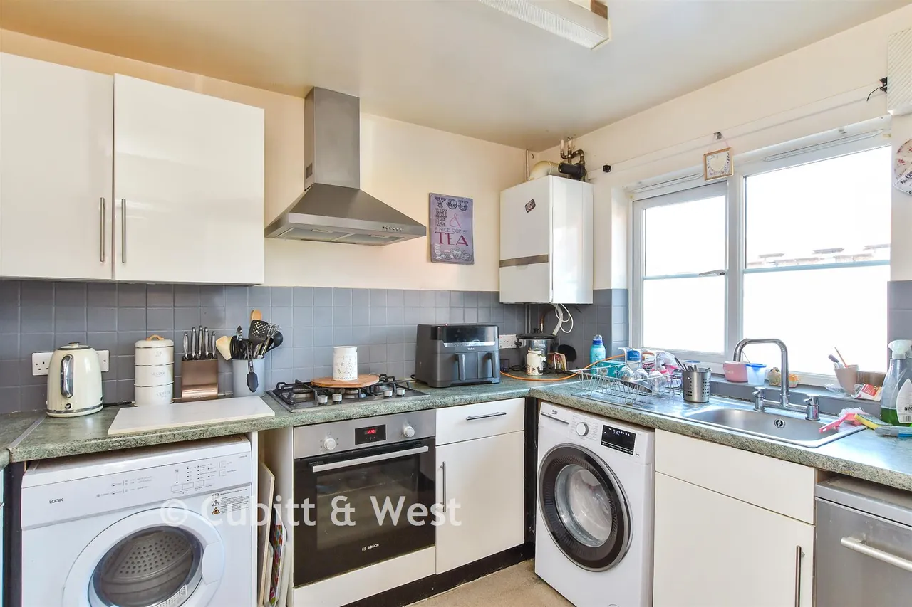 Monterey Gardens, Bognor Regis, PO21, photo 5