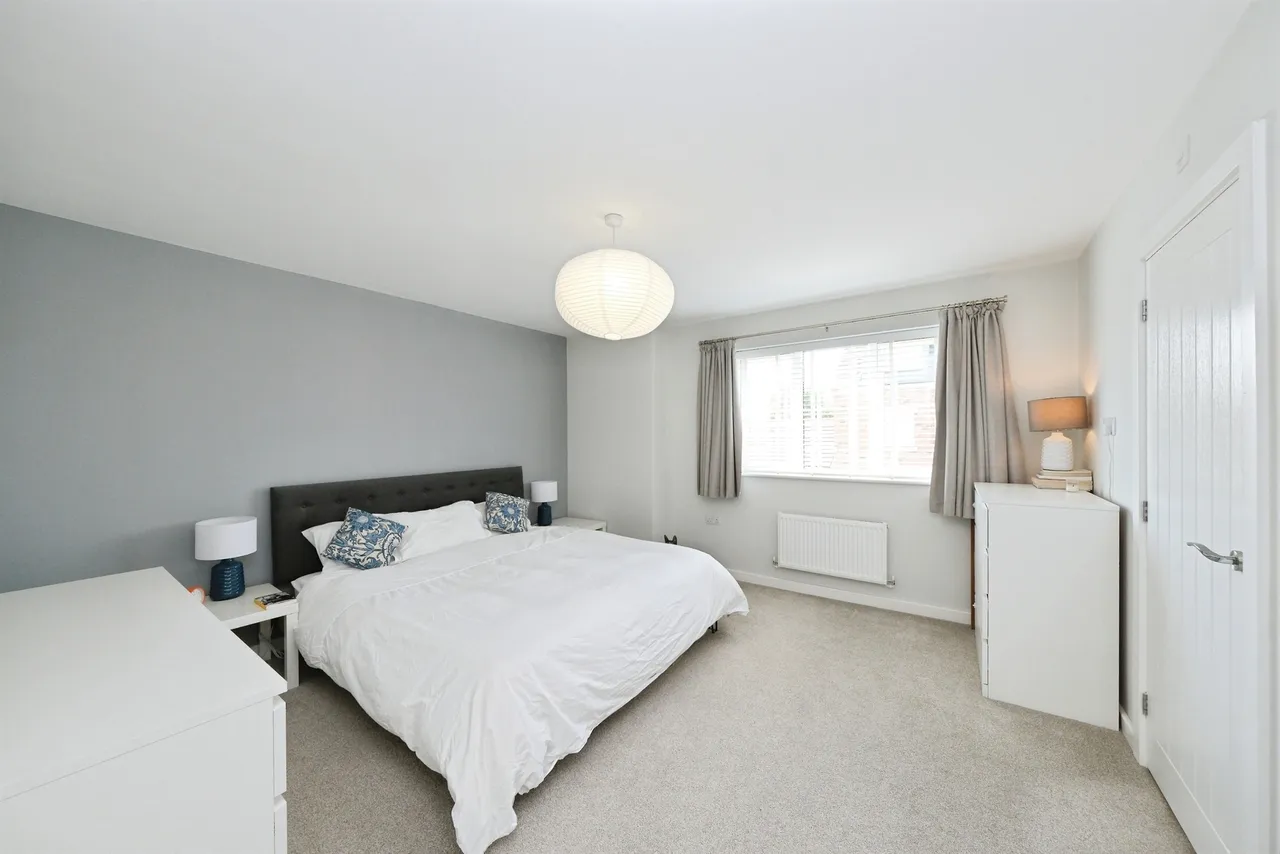 Willow Drive, Shireoaks, S81, photo 11